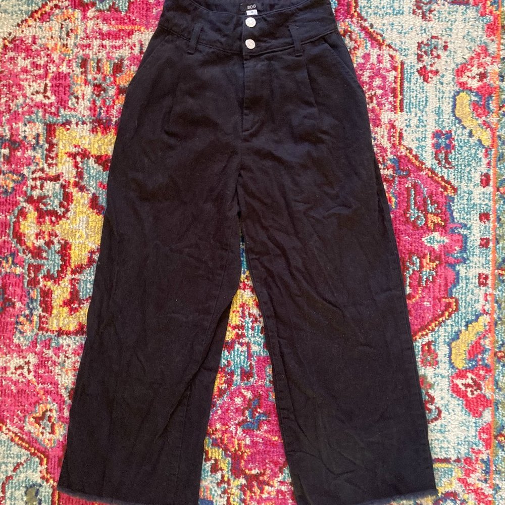 BDG Super Wide Leg Cropped Black Jeans Size 0